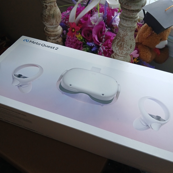 Meta Quest 2 Virtual Reality Headset 256 GB - Picture 1 of 9
